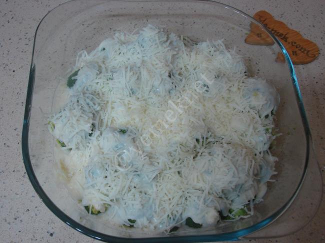 Beşamel Soslu Brokoli Yemeği - Yapılışı (11/16) 