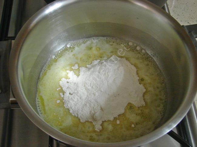 Beşamel Soslu Kıymalı Makarna - Yapılışı (4/20) 