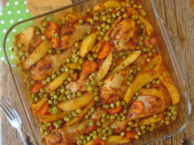 Fırında Sebzeli Tavuk Yemeği - Yapılışı (18/20) 