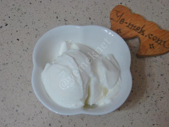 Göbek Ve Basen Eriten Sirkeli Yoğurt Kürü - Yapılışı (2/8) 