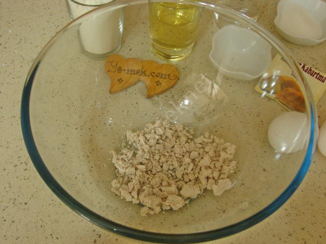 Kremalı Poğaça - Yapılışı (2/16) 