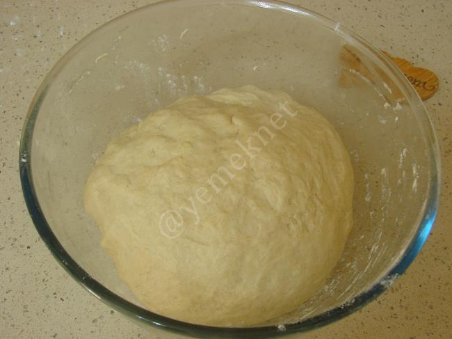 Kremalı Poğaça - Yapılışı (7/16) 