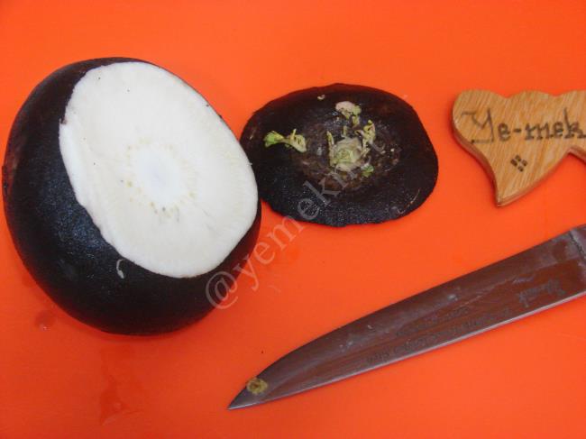 Öksürük Kesen Siyah Turplu Bal Kürü - Yapılışı (2/8) 