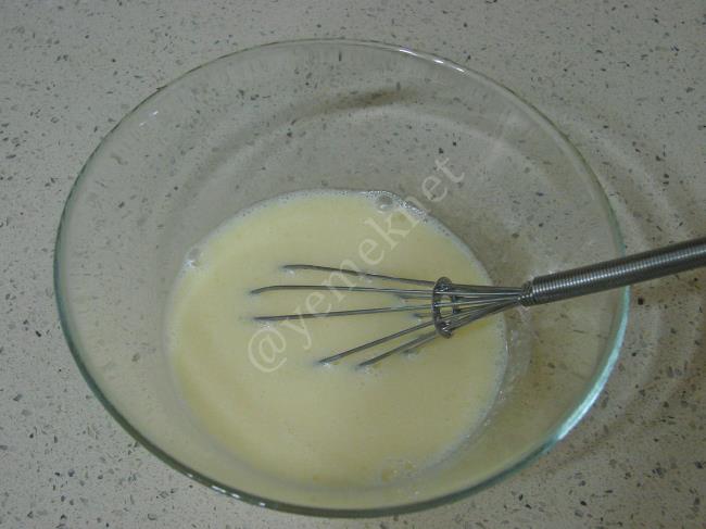 Pırasalı Börek - Yapılışı (6/20) 