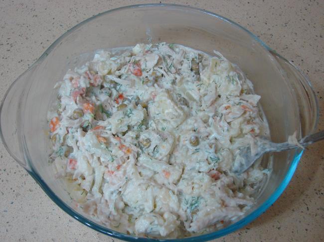 Tavuklu Karnabahar Salatası - Yapılışı (9/12) 