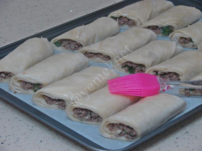 Unlu Çıtır Börek - Yapılışı (15/20) 