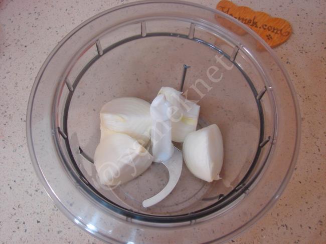 Acılı Lokanta Ezmesi - Yapılışı (2/12) 