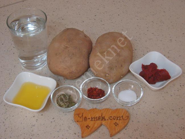 Fırında Salçalı Patates Kızartması - Yapılışı (1/8) 