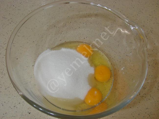 Kakaolu Havuçlu Kek - Yapılışı (2/16) 