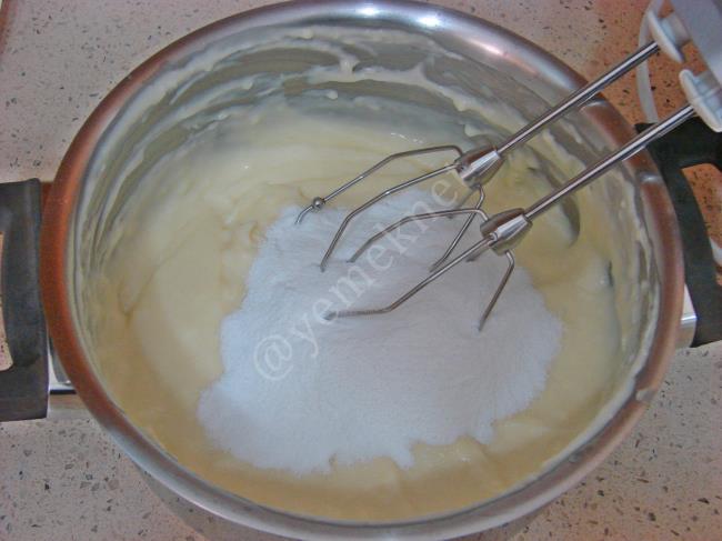 Muhallebili Kadayıf Çanakları - Yapılışı (7/12) 