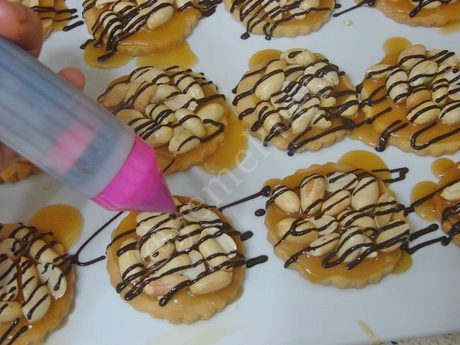 Snickers Kurabiye - Yapılışı (22/28) 