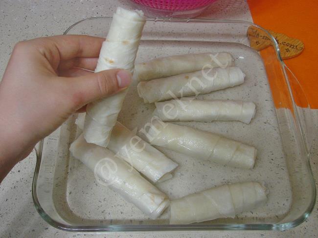 Banyolu Börek - Yapılışı (8/16) 