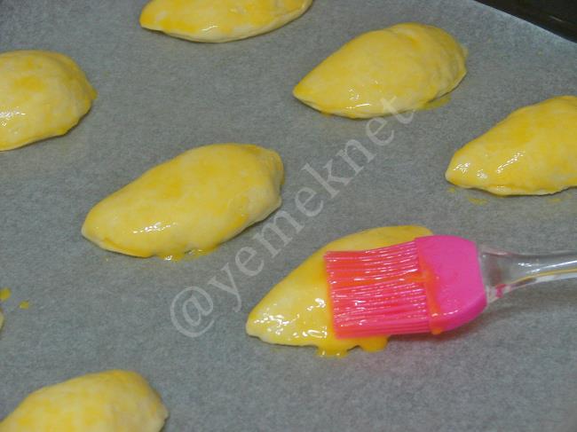 Karbonatlı Poğaça - Yapılışı (9/16) 