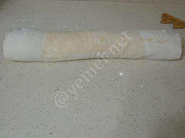 Patatesli Rulo Börek - Yapılışı (13/24) 
