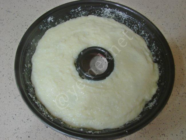 Sürprizli İrmik Tatlısı - Yapılışı (11/16) 