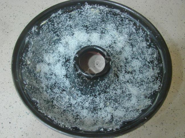 Sürprizli İrmik Tatlısı - Yapılışı (4/16) 