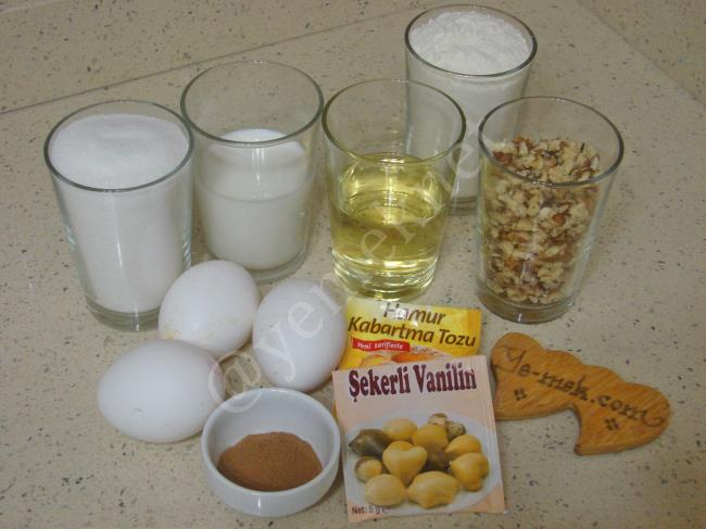 Tarçınlı Cevizli Kek - Yapılışı (1/16) 