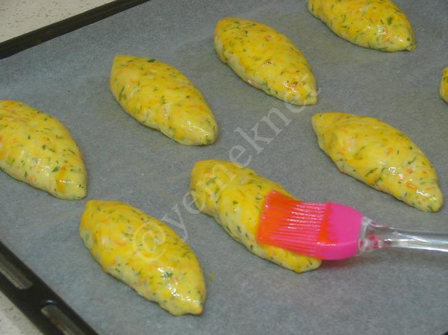 Venedik Poğaçası - Yapılışı (12/16) 