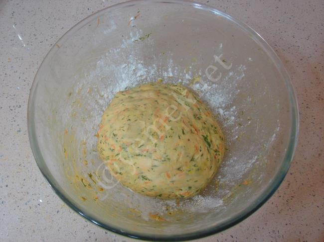 Venedik Poğaçası - Yapılışı (7/16) 