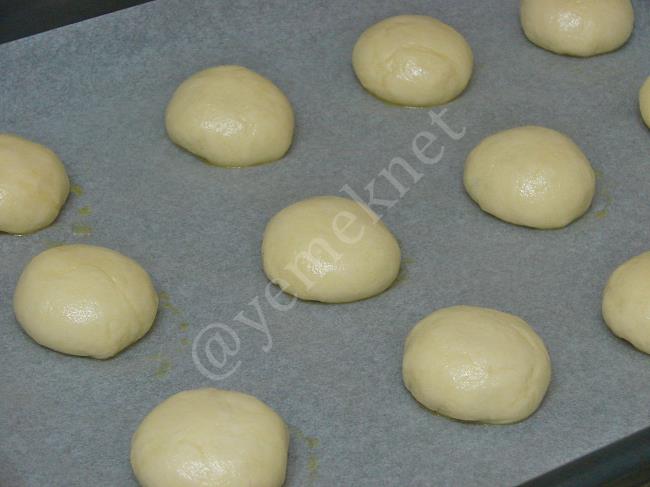 Anneanne Poğaçası - Yapılışı (9/16) 