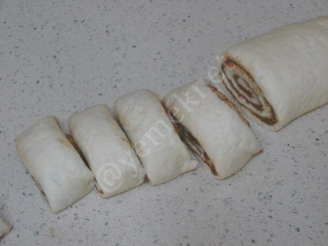 Haşhaşlı Rulo Çörek - Yapılışı (12/20) 