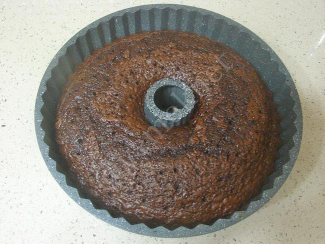 Kek Kalıbında Islak Kek - Yapılışı (12/16) 