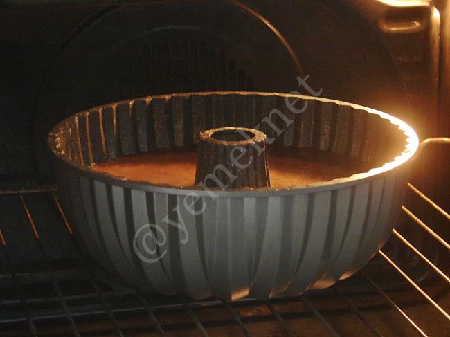 Kek Kalıbında Islak Kek - Yapılışı (8/16) 