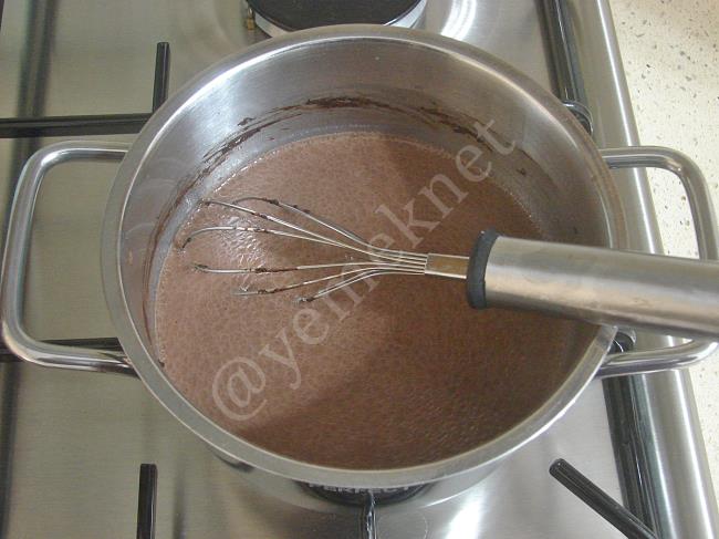 Kek Kalıbında Islak Kek - Yapılışı (9/16) 