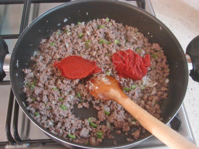 Kıymalı Fellah Köftesi - Yapılışı (10/20) 