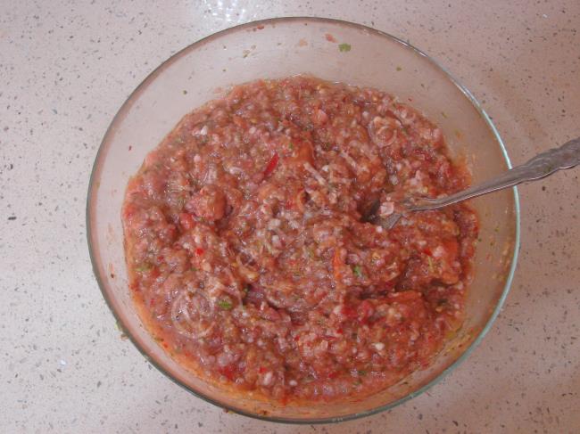 Lahmacun Böreği - Yapılışı (6/24) 