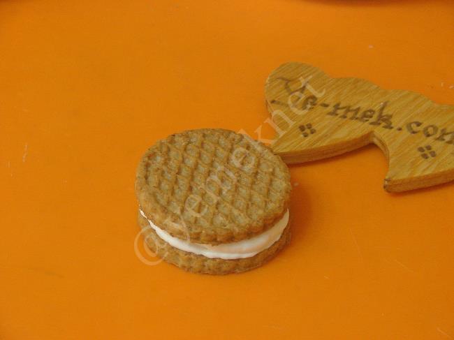 Yulaflı Bisküvili Pasta - Yapılışı (6/12) 