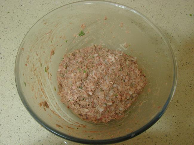 Fırında Kadınbudu Köfte - Yapılışı (6/16) 