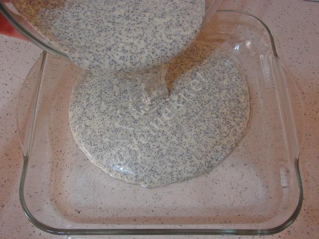 Haşhaşlı İrmik Tatlısı - Yapılışı (7/20) 