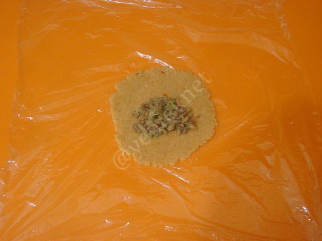 Haşlama İçli Köfte - Yapılışı (9/16) 