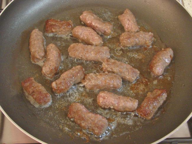 İnegöl Köfte - Yapılışı (9/12) 