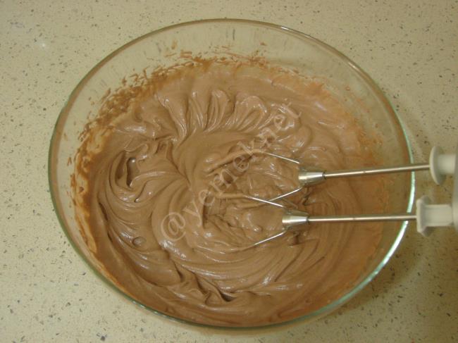 Kakaolu Rulo Pasta - Yapılışı (15/24) 