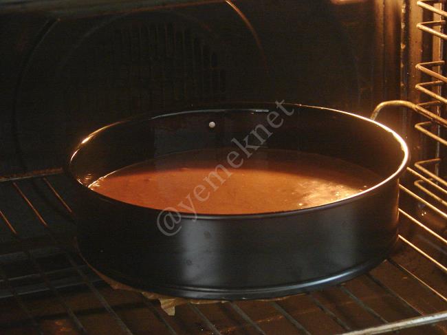 Kolay Çikolatalı Pasta - Yapılışı (6/20) 