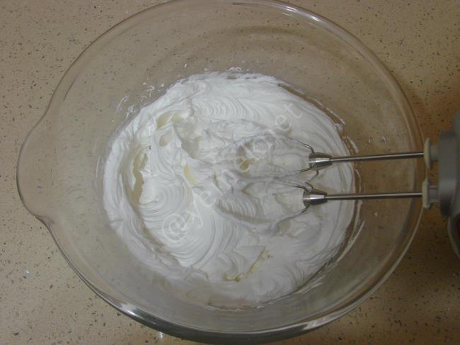 Kolay Çikolatalı Pasta - Yapılışı (7/20) 