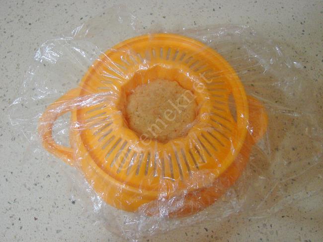 Limon Sıkacağında İçli Köfte - Yapılışı (11/20) 