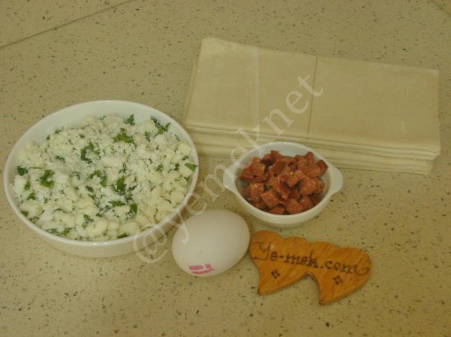 Milföy Börek - Yapılışı (1/16) 