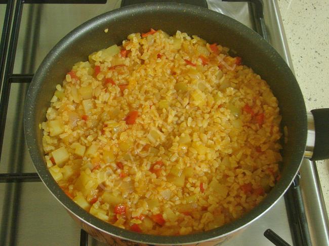 Patatesli Bulgur Pilavı - Yapılışı (9/12) 