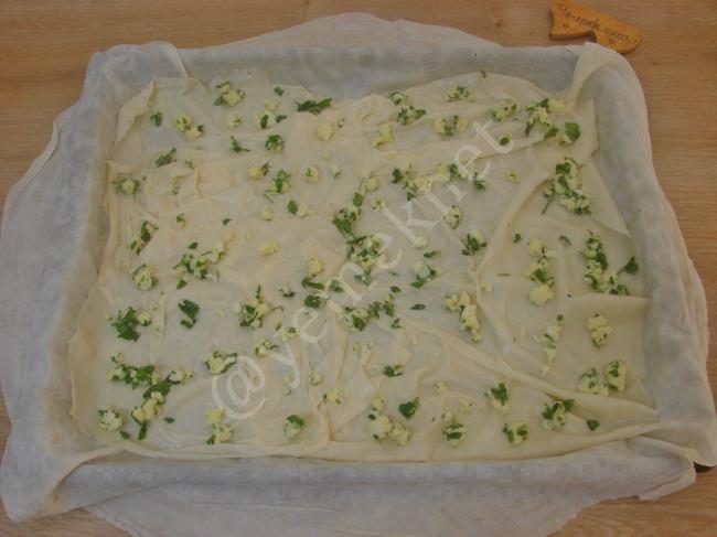 Yalancı Su Böreği - Yapılışı (7/16) 