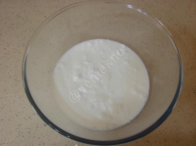 Bisküvili Yalancı Tiramisu - Yapılışı (2/16) 