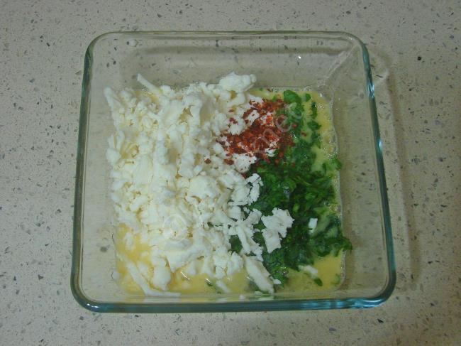 Fırında Maydanozlu Ekmek Dilimleri - Yapılışı (3/12) 