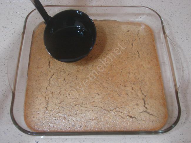 Hindistan Cevizli Şerbetli Tatlı - Yapılışı (10/16) 