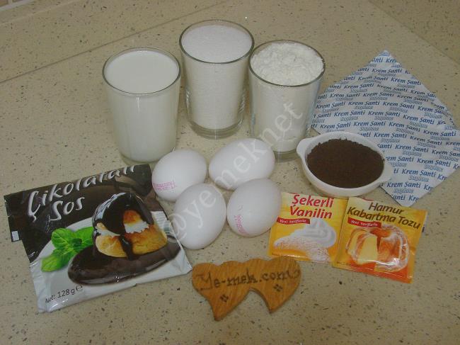 Islak Sünger Pasta - Yapılışı (1/16) 