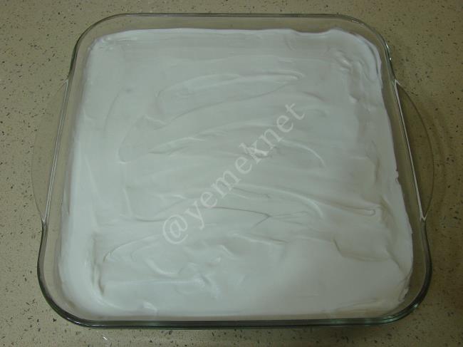 Islak Sünger Pasta - Yapılışı (11/16) 