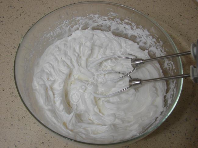 Islak Sünger Pasta - Yapılışı (7/16) 