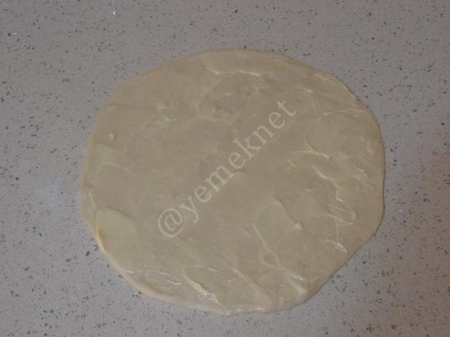 Katmerli Çörek - Yapılışı (11/24) 