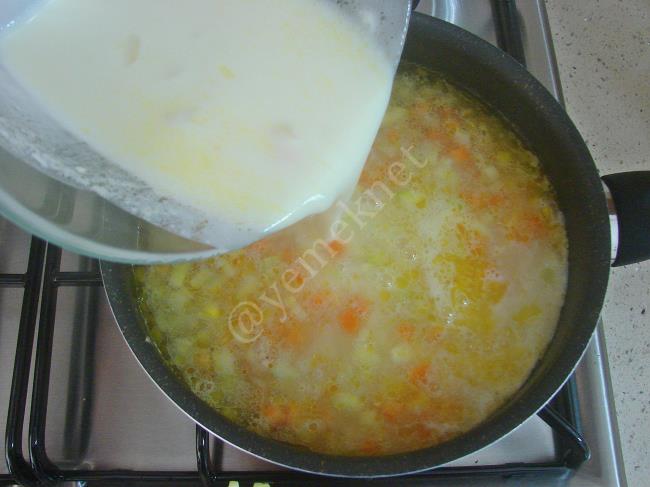 Sebzeli Yoğurt Çorbası - Yapılışı (10/16) 